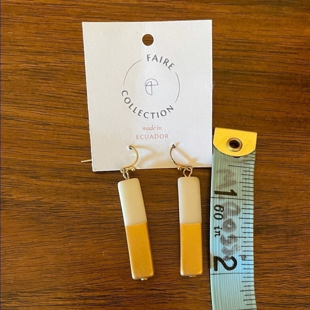 Earrings - Picture 3 of 3
